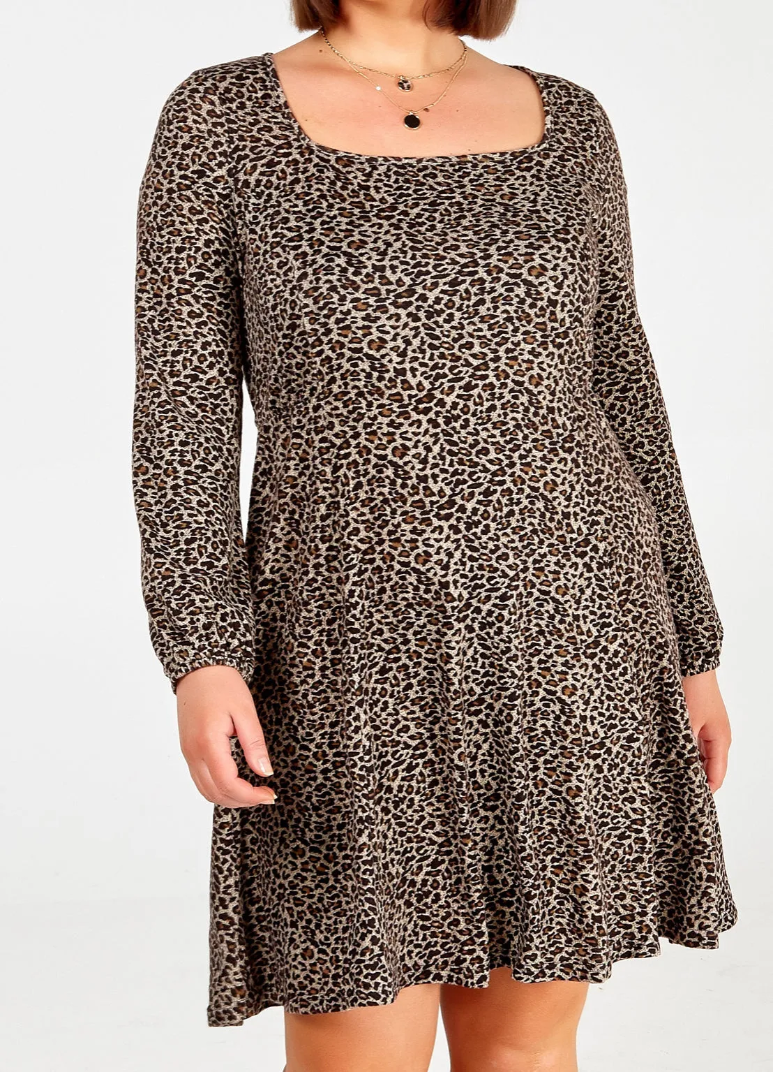 Curve Collection Stretchy Fine Knit Square Neck Leopard Print Midi Dress