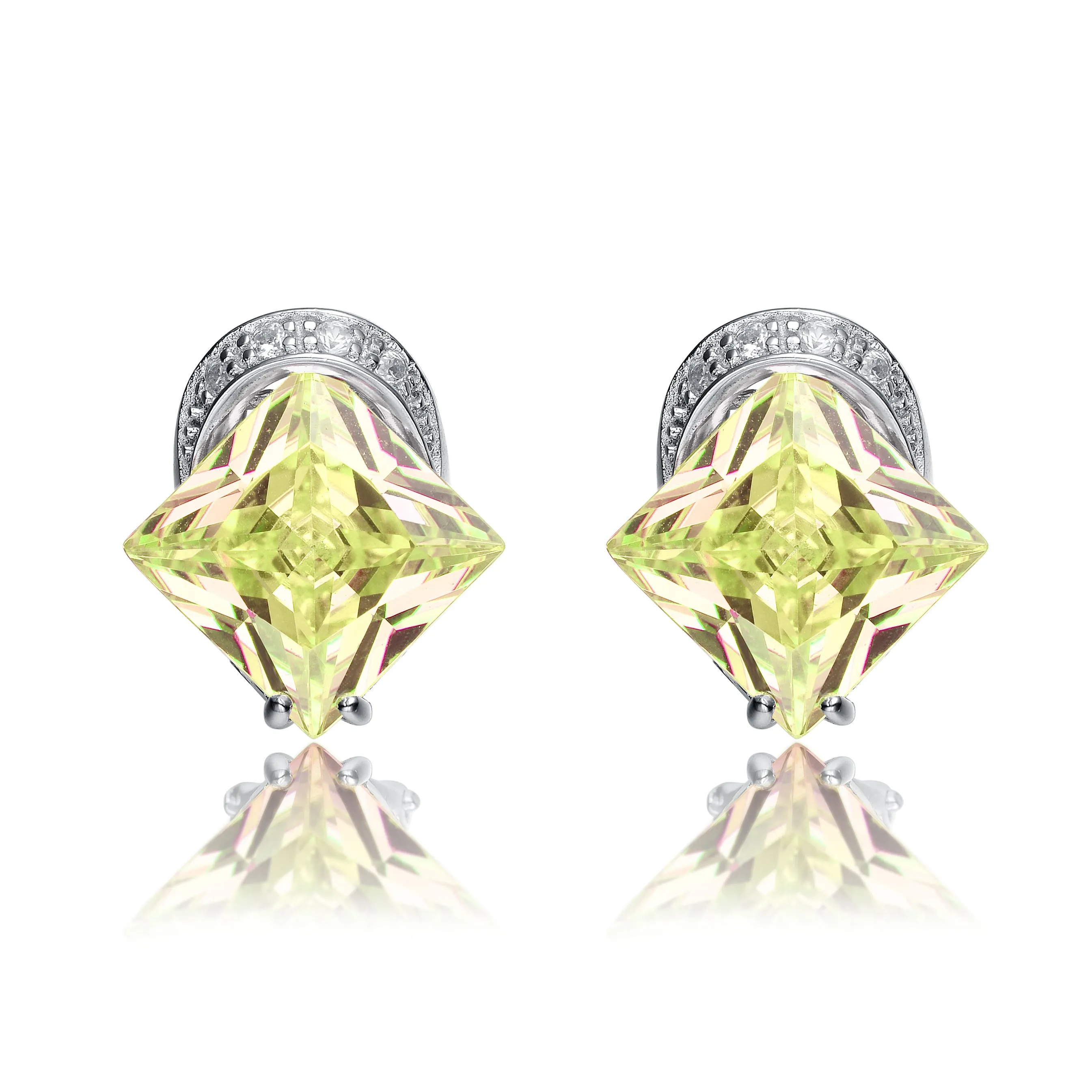 La Scène Large Solitaire Earrings