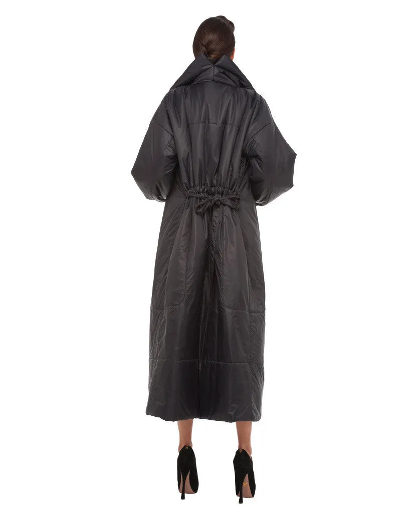 LONG NARROW COAT