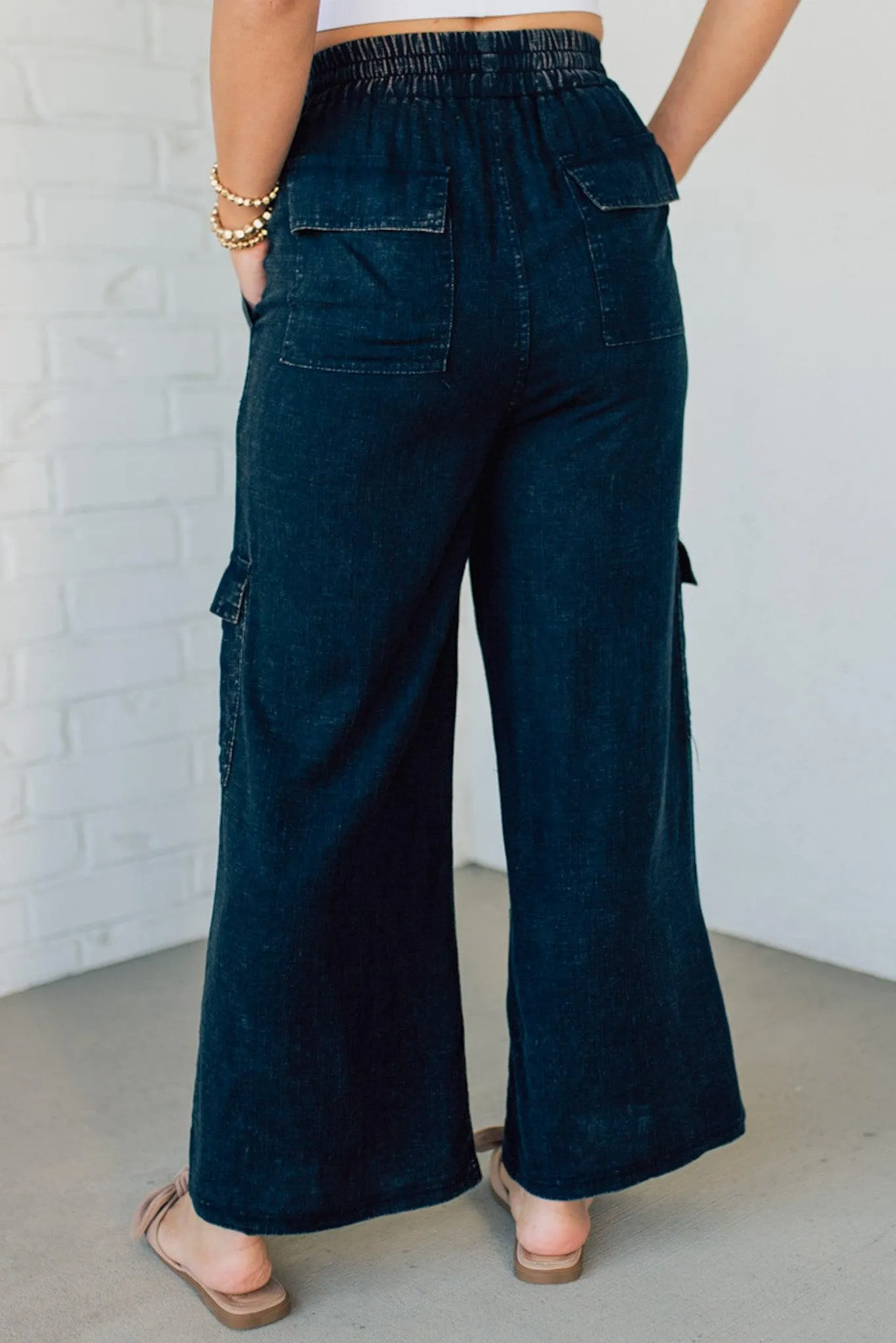 Lucy Washed Linen Cargo Pants