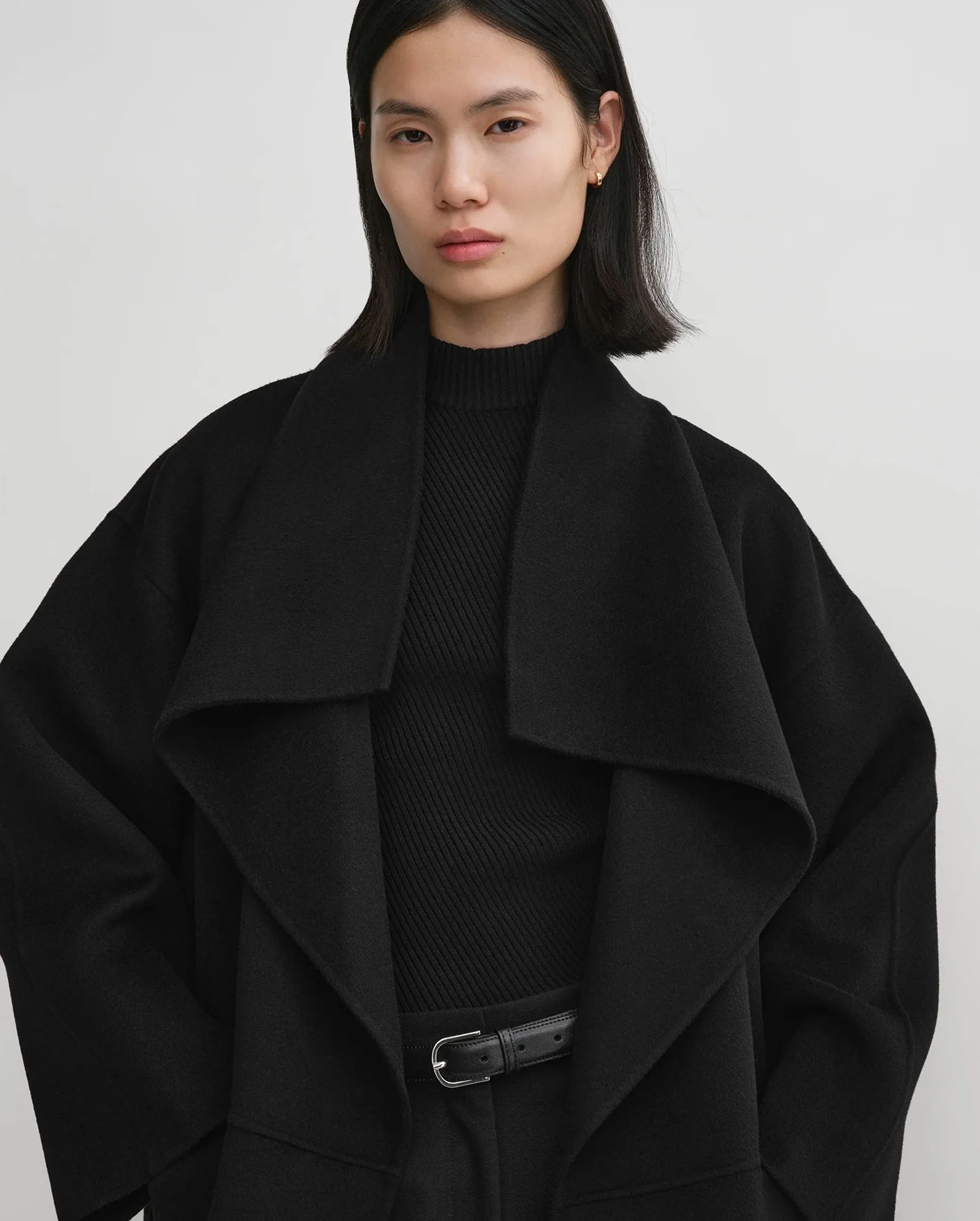 SIGNATURE WOOL CASHMERE COAT / BLACK