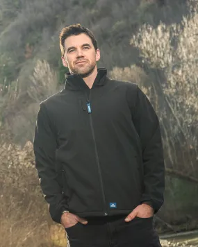 Solid Landy Softshell Jacket in Black